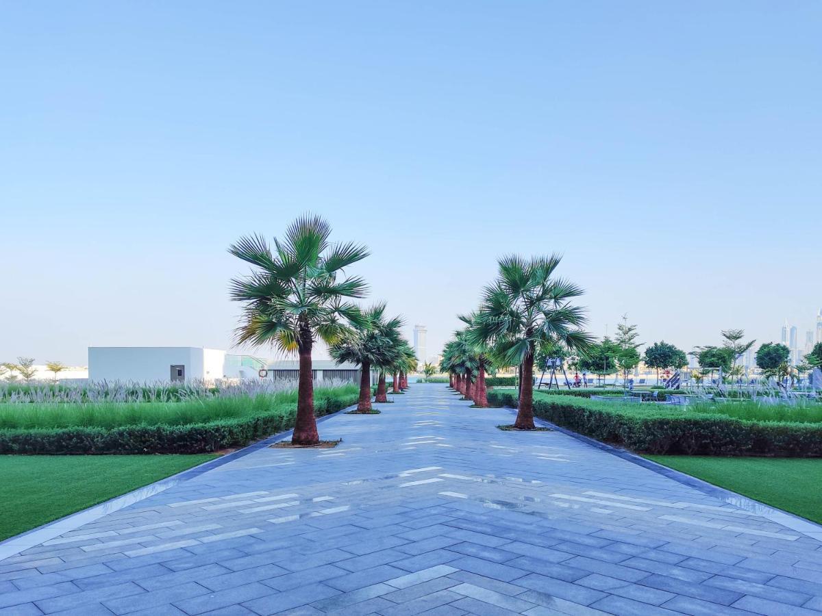 Bnbme - Th8 Palm Hotel ดูไบ ภายนอก รูปภาพ