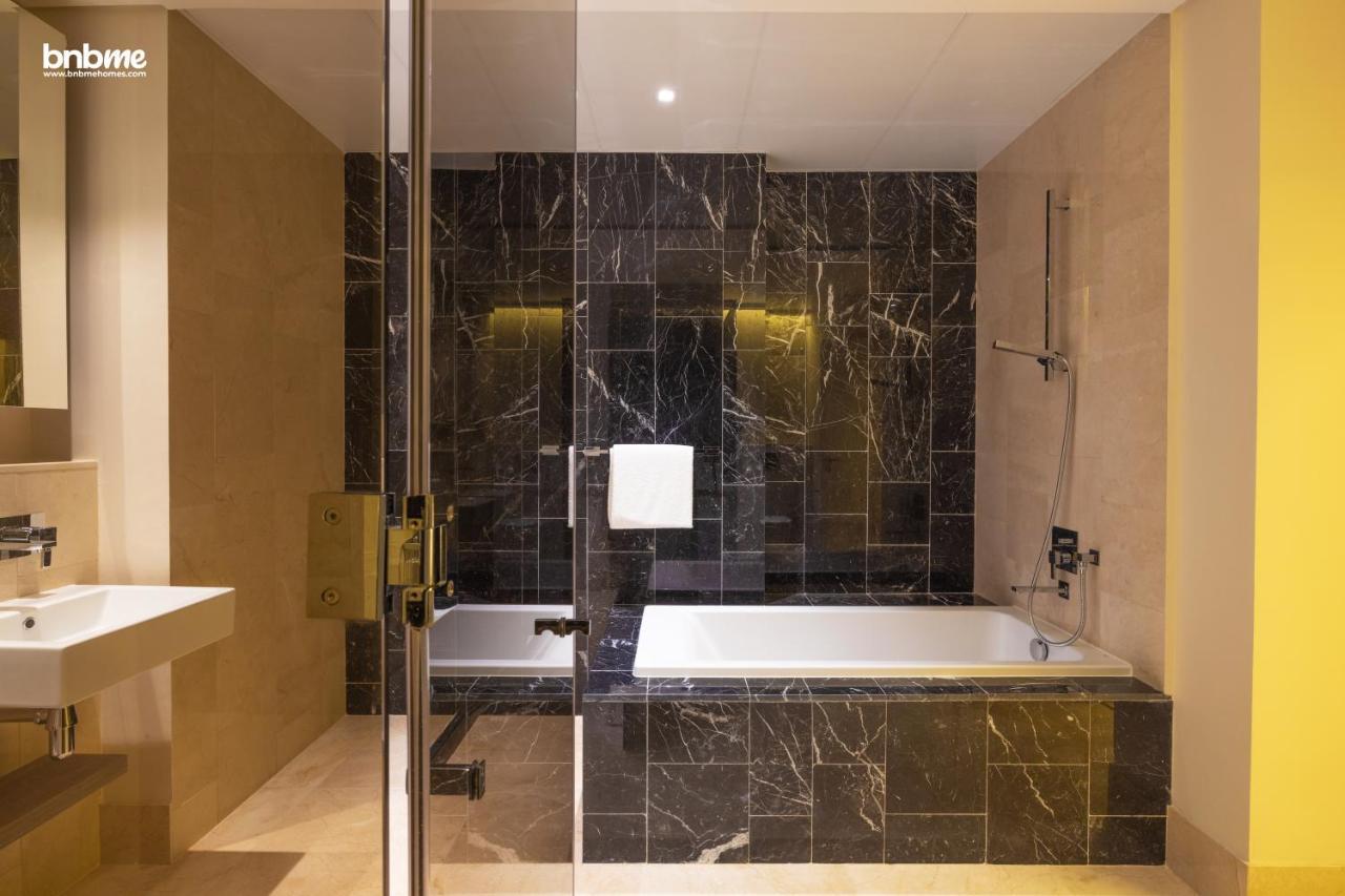 Bnbme - Th8 Palm Hotel ดูไบ ภายนอก รูปภาพ