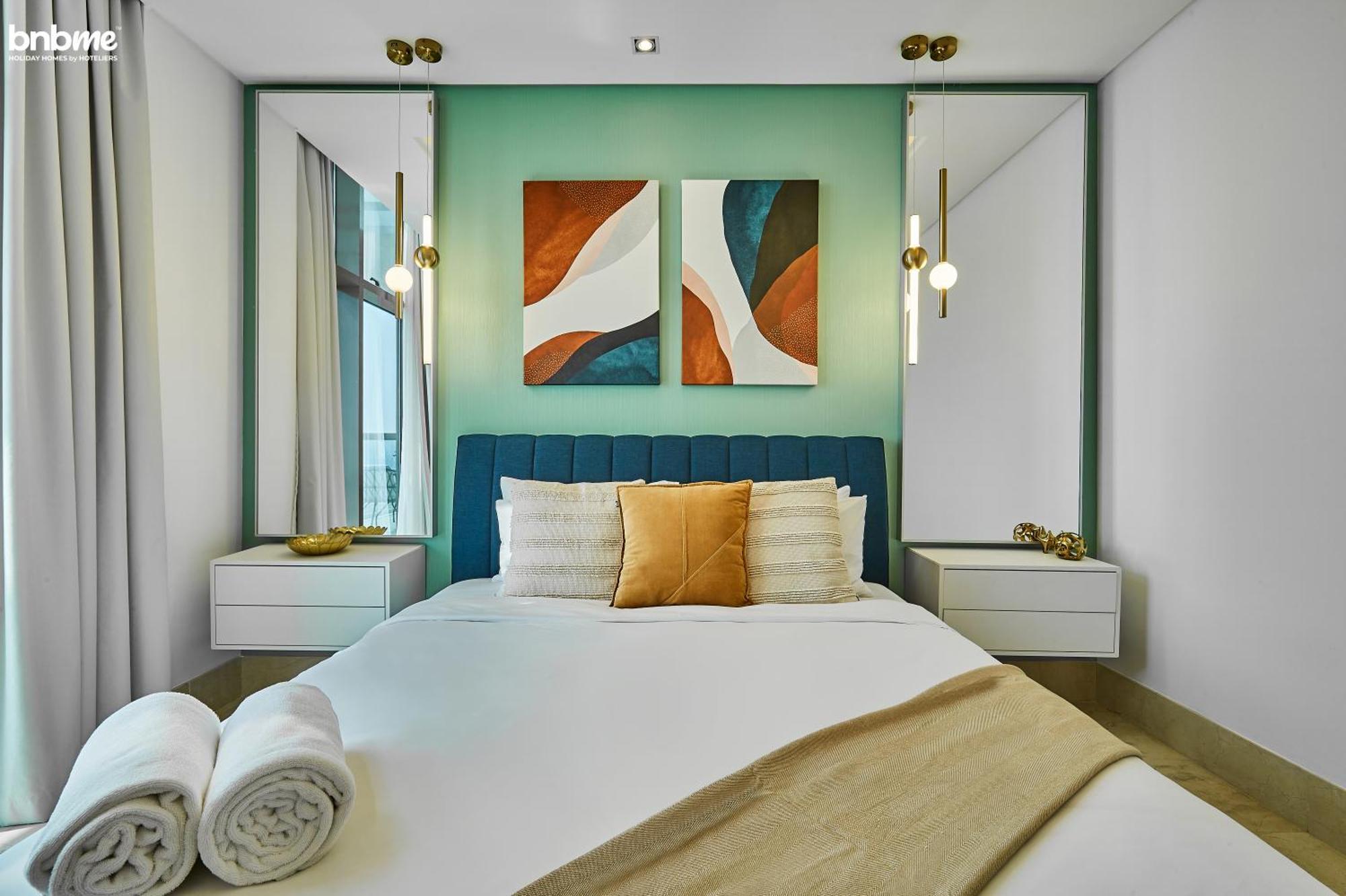 Bnbme - Th8 Palm Hotel ดูไบ ภายนอก รูปภาพ
