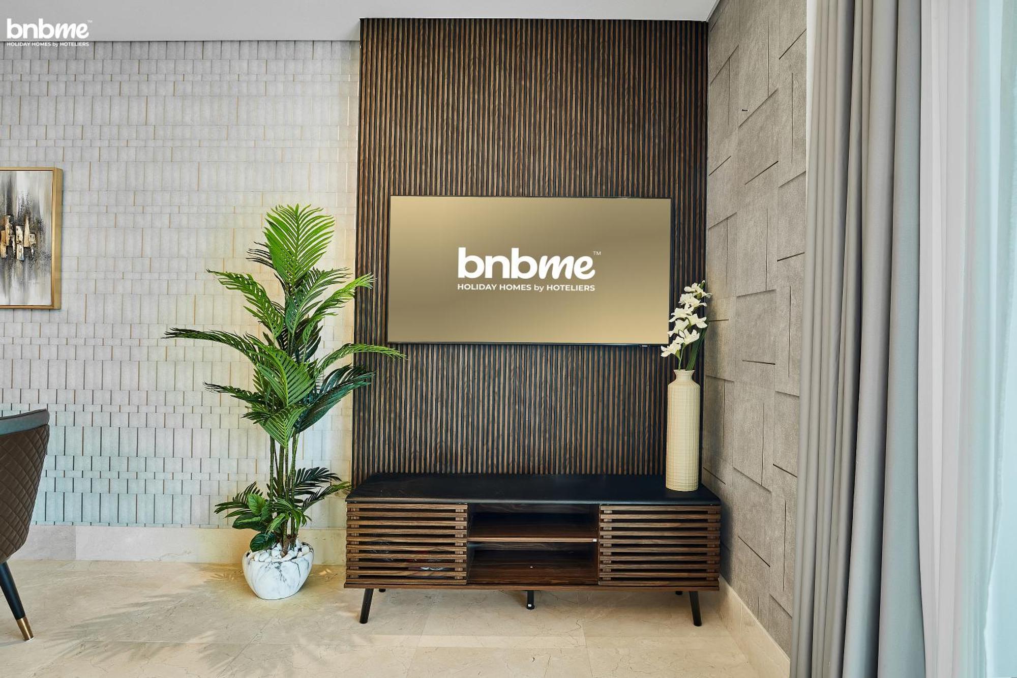 Bnbme - Th8 Palm Hotel ดูไบ ภายนอก รูปภาพ